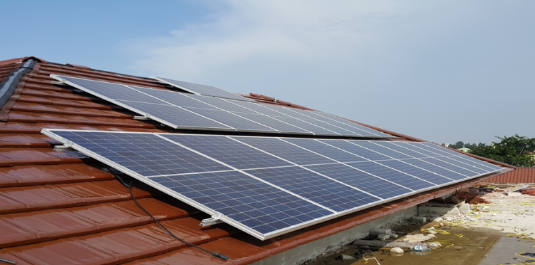 Solar Panel Installer