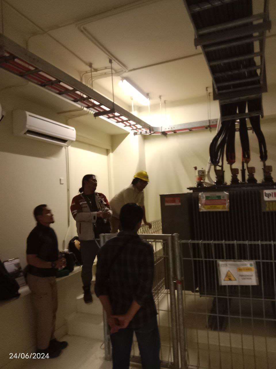 Panel PUTM dan Trafo Perusahaan Kontraktor Elektrikal Tangerang 2024